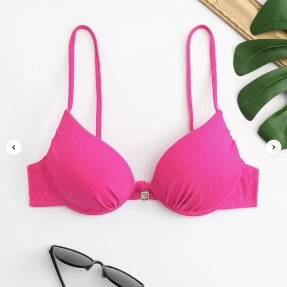 Solid Underwire Knot Bikini Top size Medium